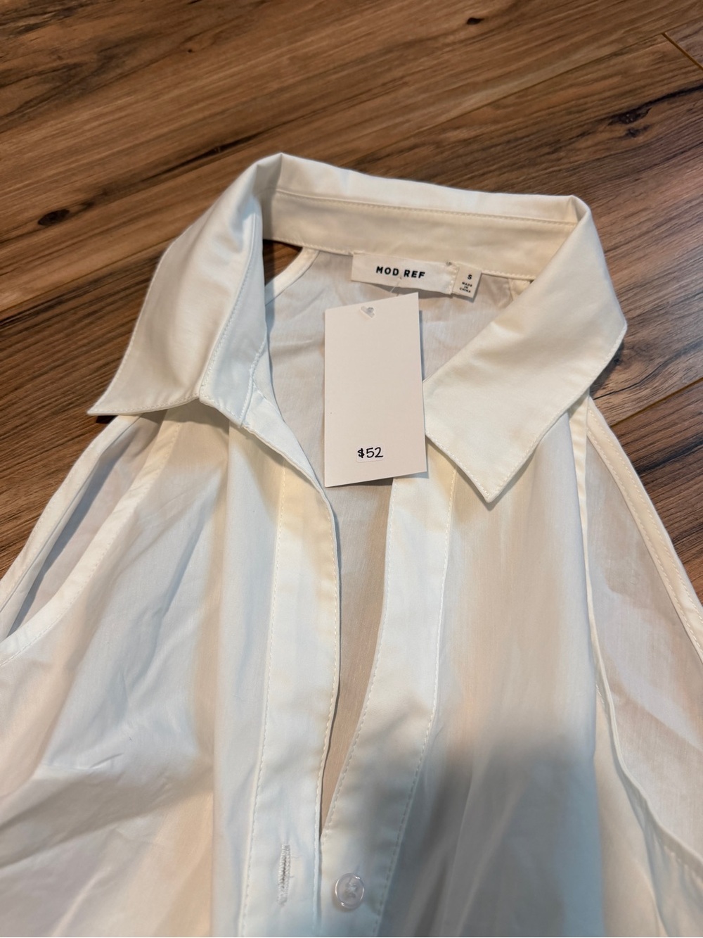 NWT MOD REF White Sleeveless Button-Down Shirt - Picture 4 of 5